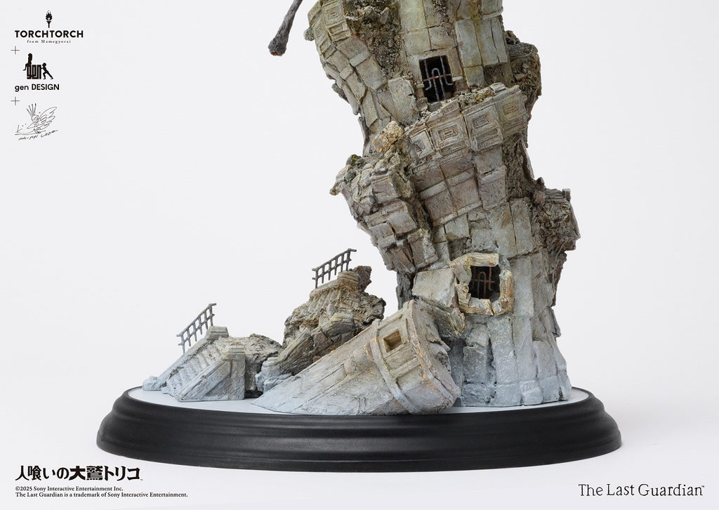 TORCH TORCH + genDESIGN + Akishi Ueda The Last Guardian/ Trico: Art Statue